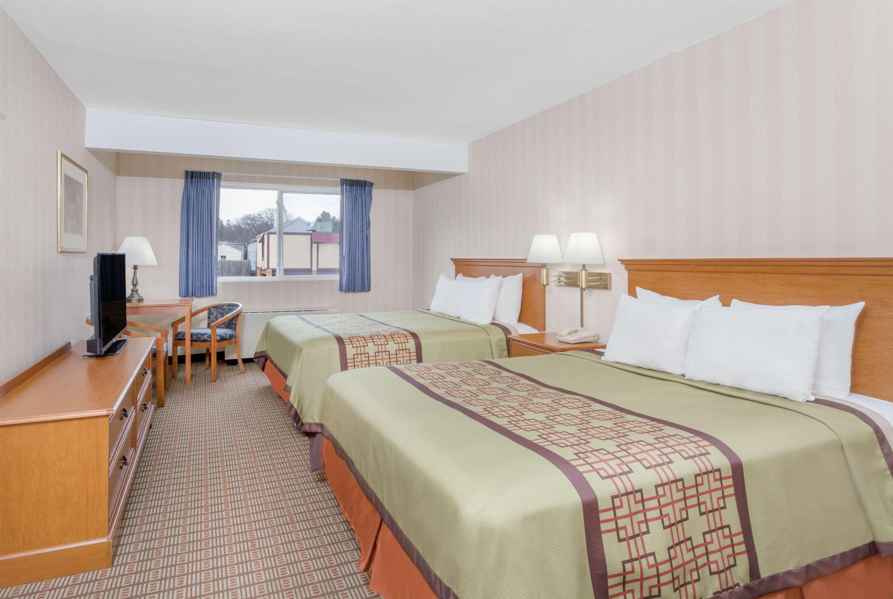 Days Inn By Wyndham Albany Suny Exterior photo